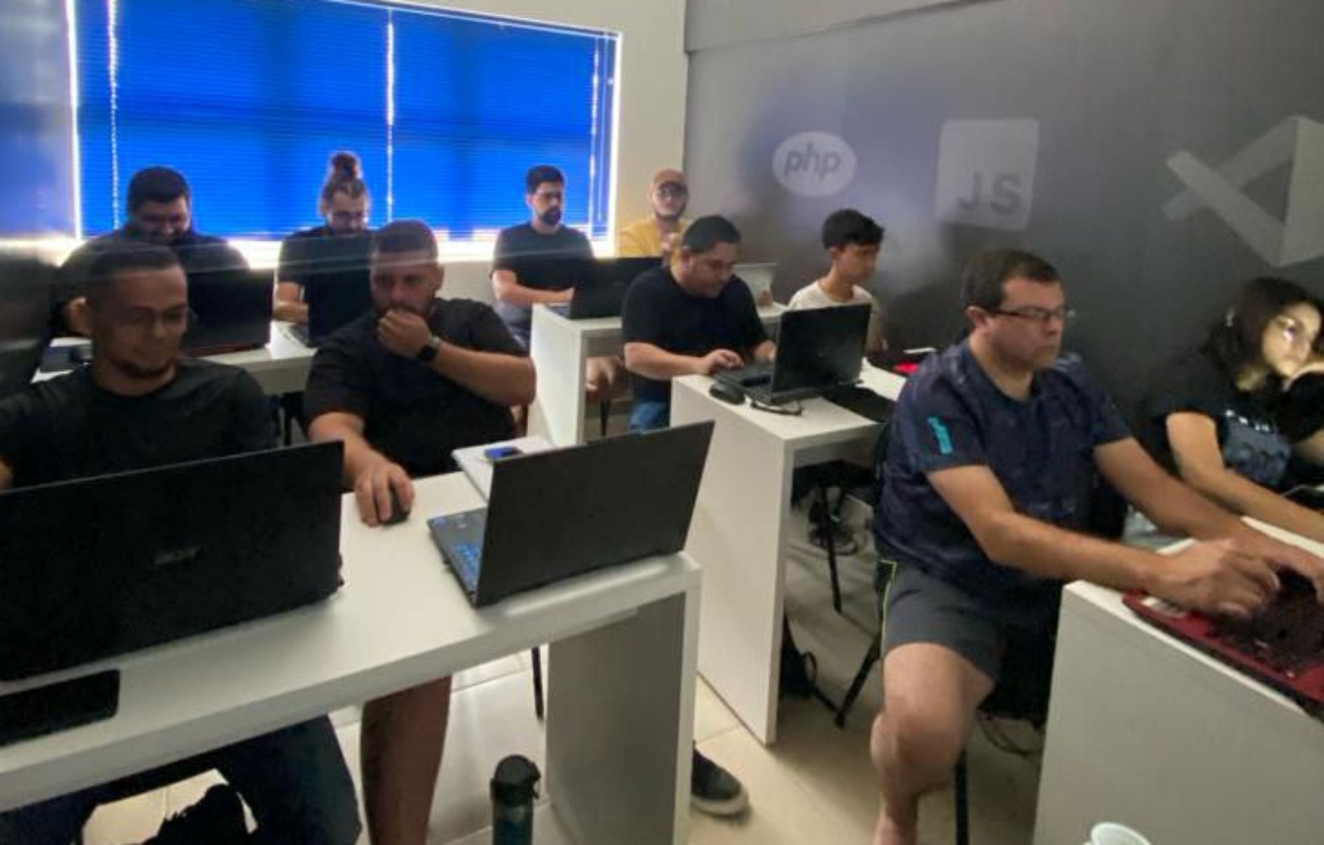 Foto interna da WMBarros de Londrina-Pr, onde realizamos nossos cursos presenciais de programação.